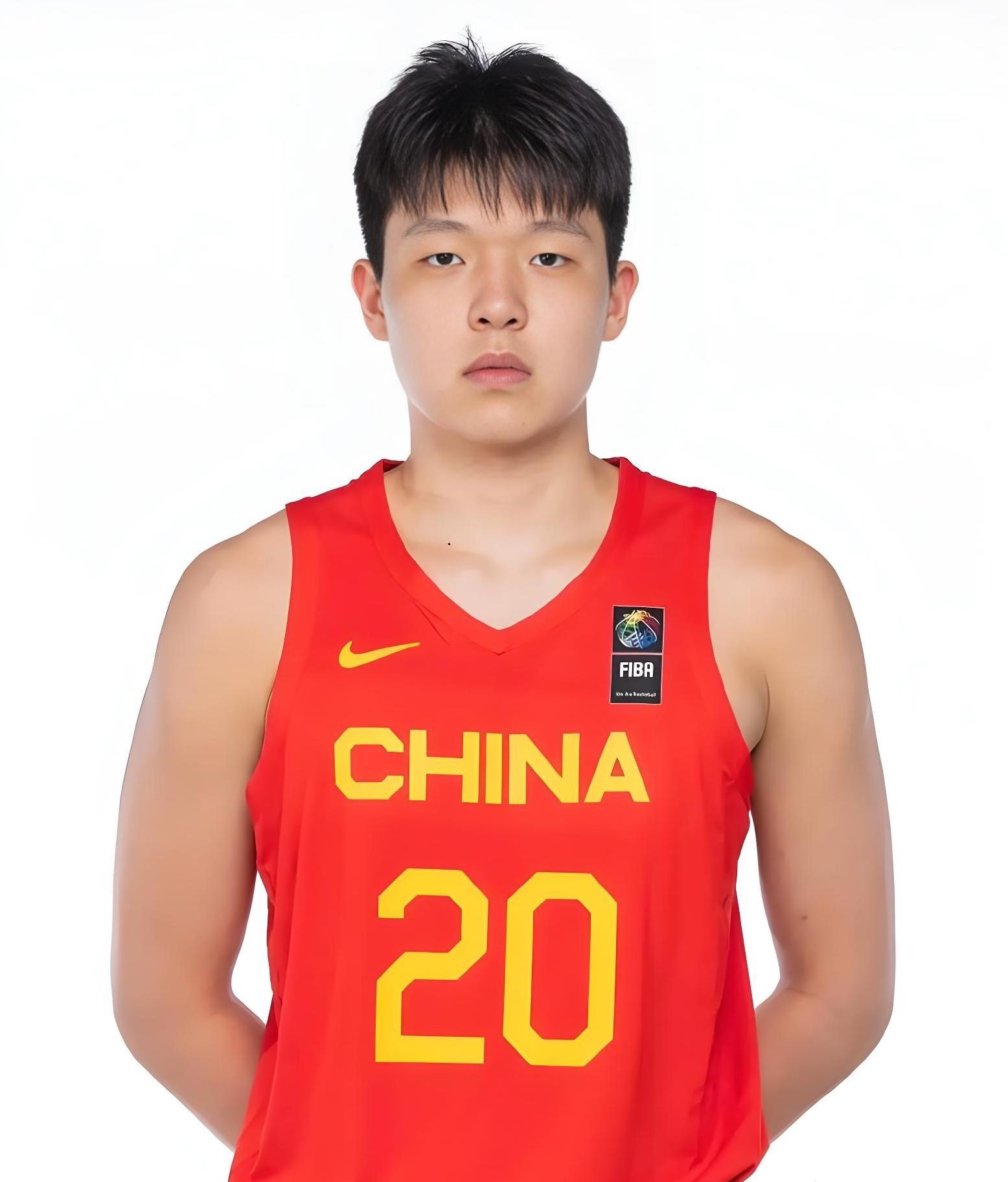 凯发体育app-关于与选秀大会猜测相同！杨瀚森回应2K能力值70：赛季结束别掉就行的信息
