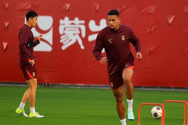 3-1！中国女足太狠，冲东亚冠军，宋凯督战，CCTV5直播，